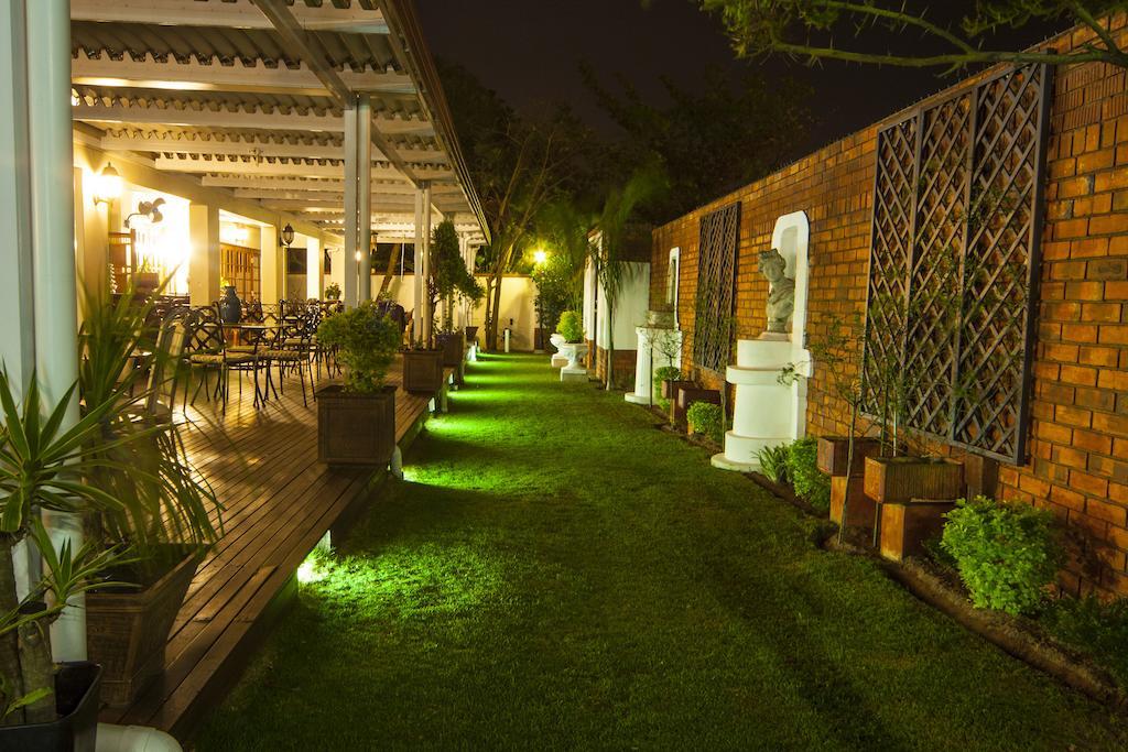 Aristo Manor Richards Bay Exterior foto
