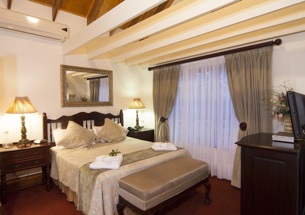 Aristo Manor Richards Bay Exterior foto