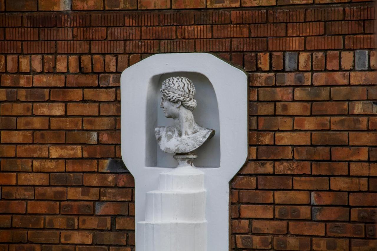 Aristo Manor Richards Bay Exterior foto