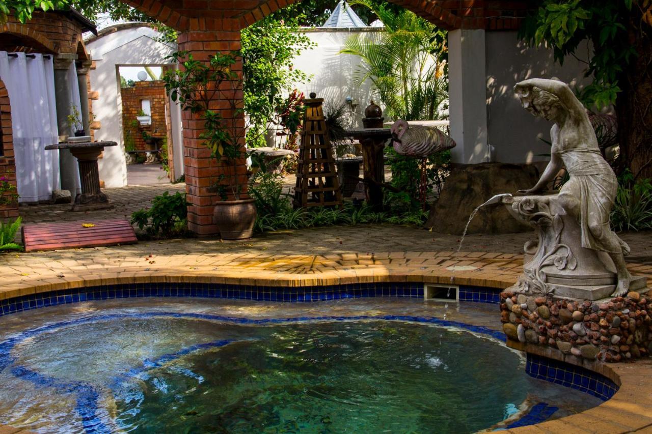 Aristo Manor Richards Bay Exterior foto